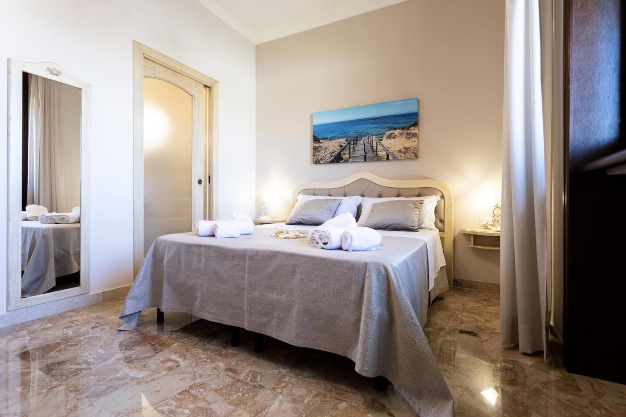 Art-Bnb Domus Japigia Ugento Bagian luar foto